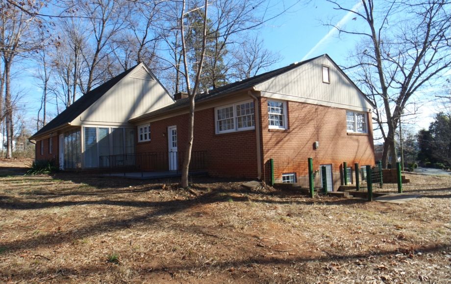 Image for MOVE-in-READY 4 BR/2 BA HOME on 2.3 +/- ACRES ONLY 3.5 MILES FROM UVA!!