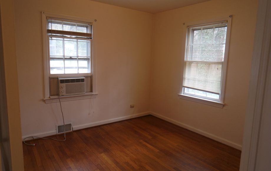 Image for RENOVATED 3 BR/1.5 BA HOME—WALK to UVA, SCOTT STADIUM, JPJ ARENA, UVA MED CENTER & MORE!!