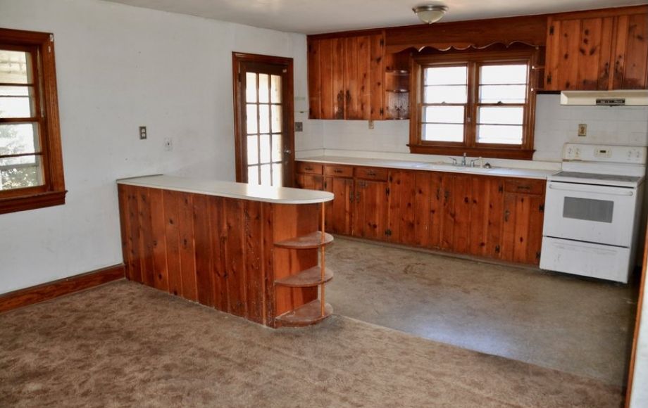 Image for 4 BR/2 BA HOME w/DETACHED GARAGE PLUS ADJACENT LOT—COMMERCIAL POTENTIAL FRONTING COURTHOUSE RD!!