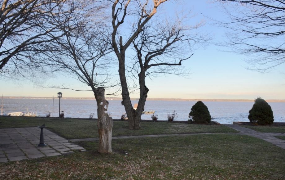 Image for 11 BR/12 BA RAPPAHANNOCK RIVER FRONT MANSION on 2.4 ACRES on “THE GOLD COAST”—TAPPAHANNOCK, VA