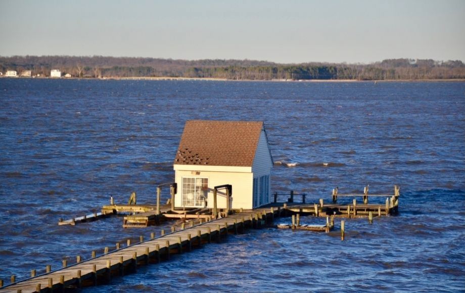 Image for 11 BR/12 BA RAPPAHANNOCK RIVER FRONT MANSION on 2.4 ACRES on “THE GOLD COAST”—TAPPAHANNOCK, VA