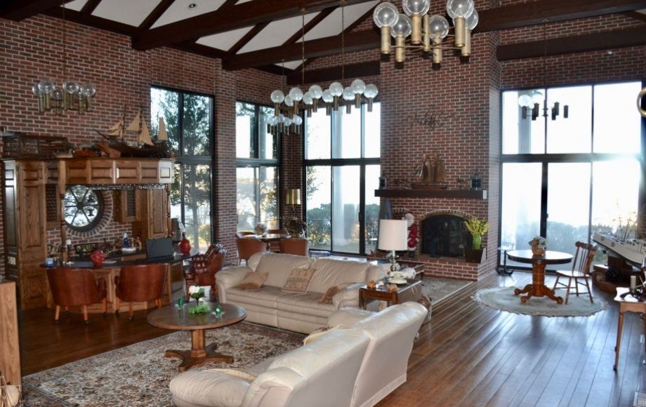 Image for 11 BR/12 BA RAPPAHANNOCK RIVER FRONT MANSION on 2.4 ACRES on “THE GOLD COAST”—TAPPAHANNOCK, VA