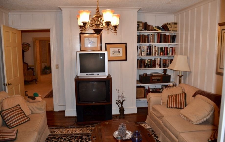 Image for 11 BR/12 BA RAPPAHANNOCK RIVER FRONT MANSION on 2.4 ACRES on “THE GOLD COAST”—TAPPAHANNOCK, VA