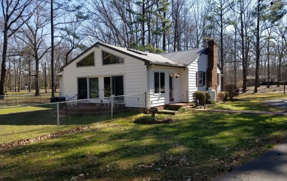 Image for MOVE-IN READY 3 BR/2 BA HOME w/LARGE DETACHED GARAGE on 1+ ACRES in HANOVER COUNTY, VA