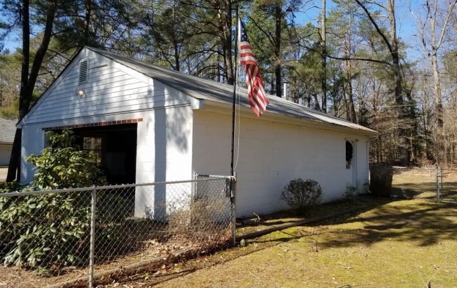 Image for MOVE-IN READY 3 BR/2 BA HOME w/LARGE DETACHED GARAGE on 1+ ACRES in HANOVER COUNTY, VA