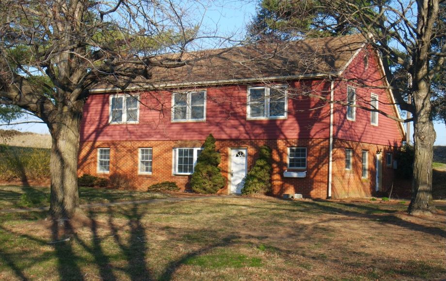 Image for 3 BR/2.5 BA HOME on .9 +/- ACRES in STAUNTON, VA—SELLS to the HIGHEST BIDDER!!