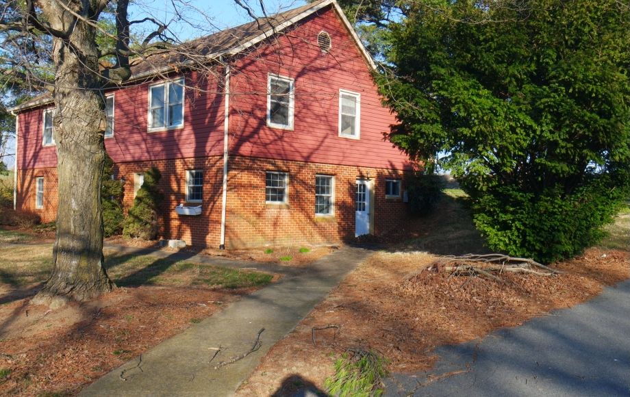 Image for 3 BR/2.5 BA HOME on .9 +/- ACRES in STAUNTON, VA—SELLS to the HIGHEST BIDDER!!