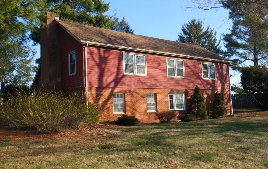 Image for 3 BR/2.5 BA HOME on .9 +/- ACRES in STAUNTON, VA—SELLS to the HIGHEST BIDDER!!