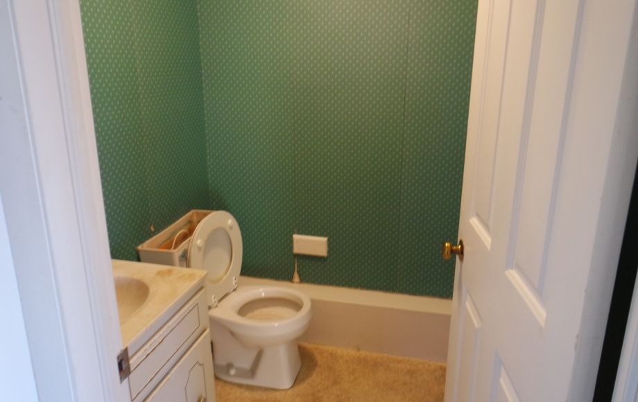 Image for 3 BR/2.5 BA HOME on .9 +/- ACRES in STAUNTON, VA—SELLS to the HIGHEST BIDDER!!