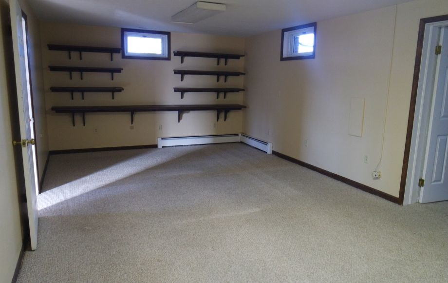 Image for 3 BR/2.5 BA HOME on .9 +/- ACRES in STAUNTON, VA—SELLS to the HIGHEST BIDDER!!