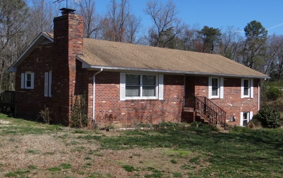 Image for 3 BR/2 BA BRICK HOME w/BASEMENT & POOL on 2 +/- ACRES—SELLS to the HIGHEST BIDDER!!