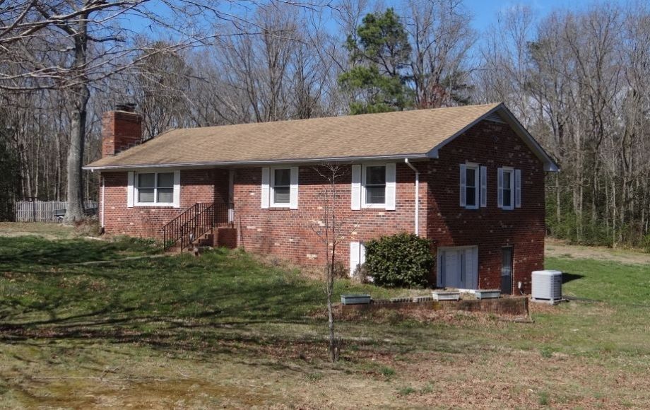 Image for 3 BR/2 BA BRICK HOME w/BASEMENT & POOL on 2 +/- ACRES—SELLS to the HIGHEST BIDDER!!