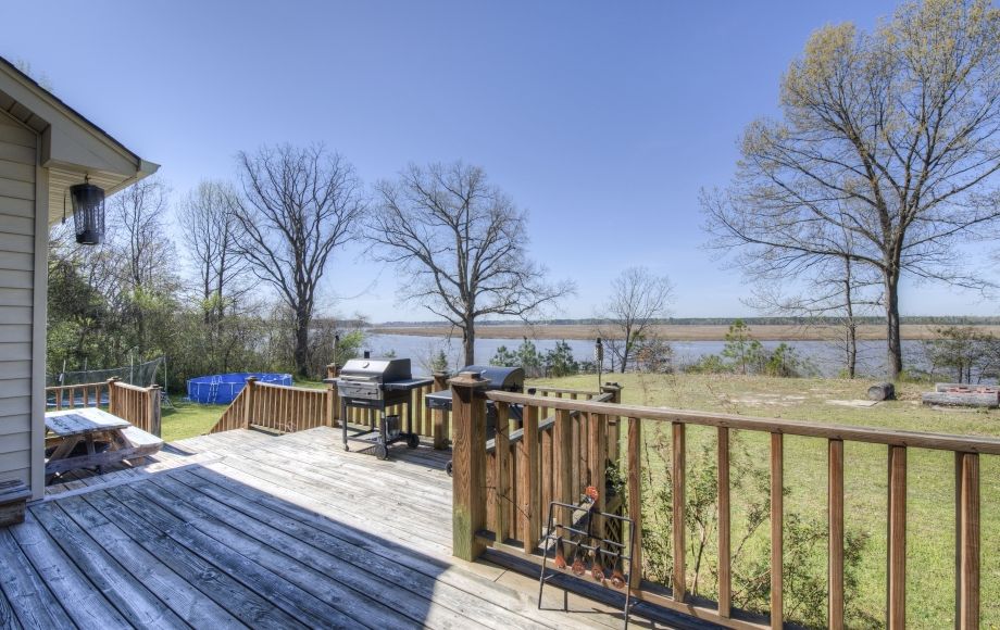 Image for Immaculate 4 BR/3 BA Riverfront Home on 5.5 +/- Acres—King and Queen County, VA
