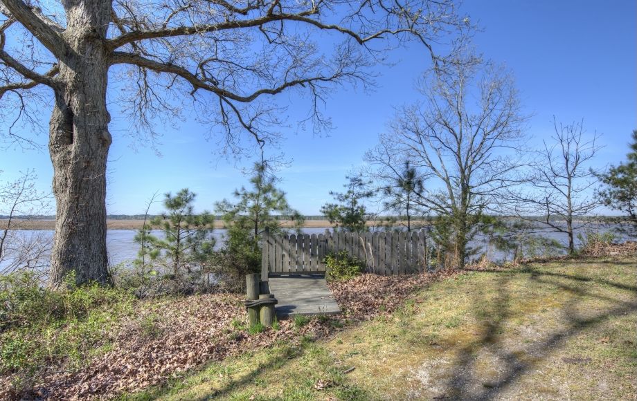 Image for Immaculate 4 BR/3 BA Riverfront Home on 5.5 +/- Acres—King and Queen County, VA