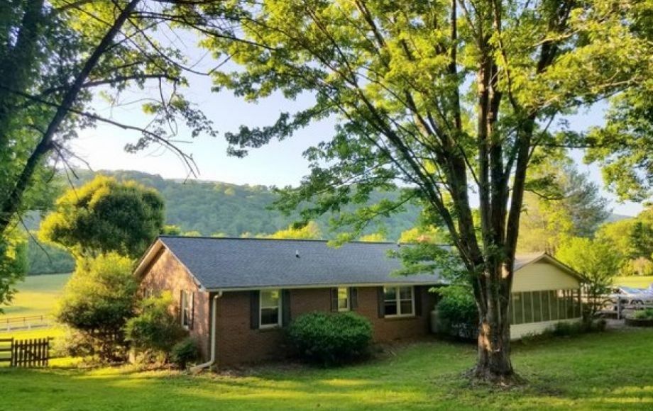 Image for Clean 3 BR/2.5 BA Brick Home on 3+ Acres in Western Albemarle County, VA