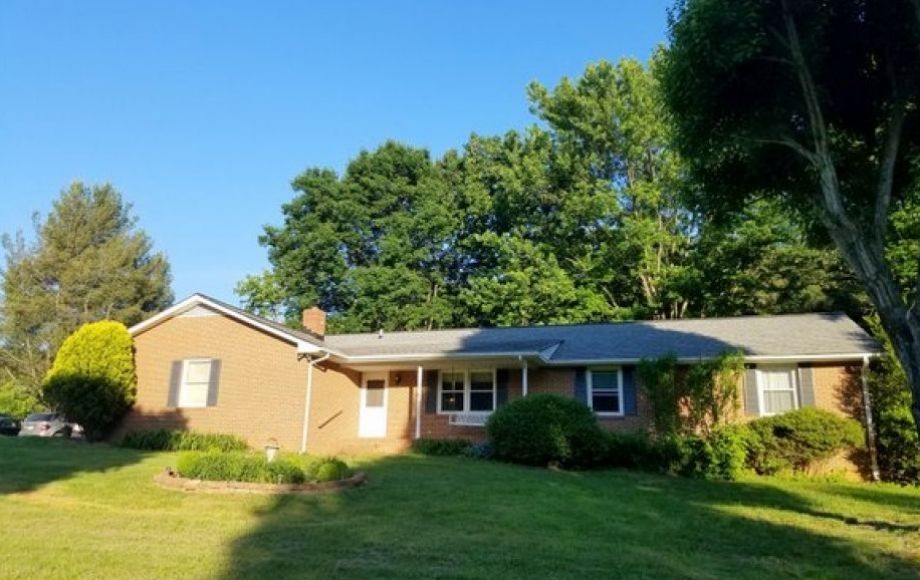 Image for Clean 3 BR/2.5 BA Brick Home on 3+ Acres in Western Albemarle County, VA