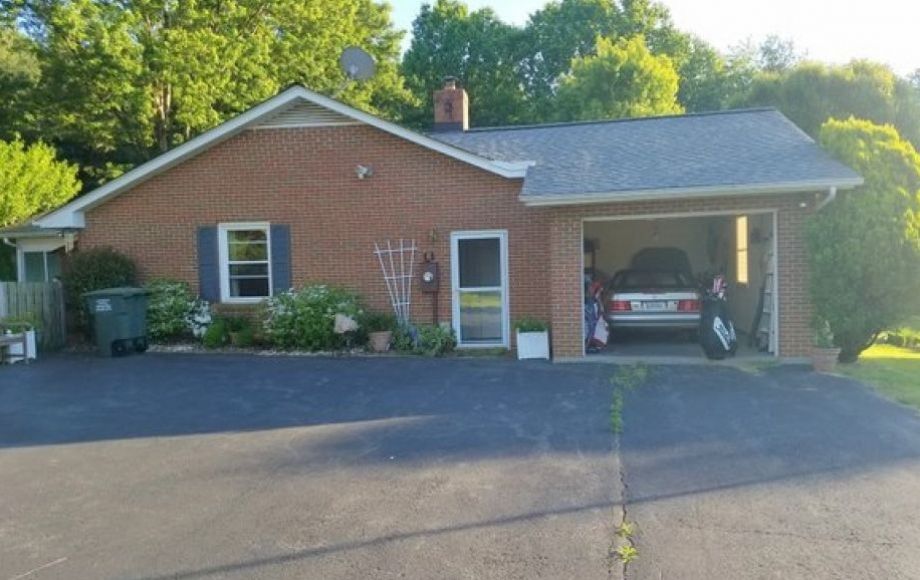 Image for Clean 3 BR/2.5 BA Brick Home on 3+ Acres in Western Albemarle County, VA