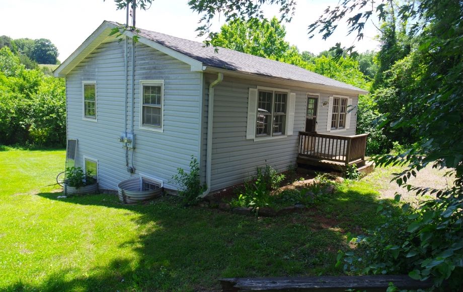 Image for SOLD ~ $91,300!!!  4 BR/2 BA Fixer Upper in Madison, VA—Sells to the Highest Bidder!!