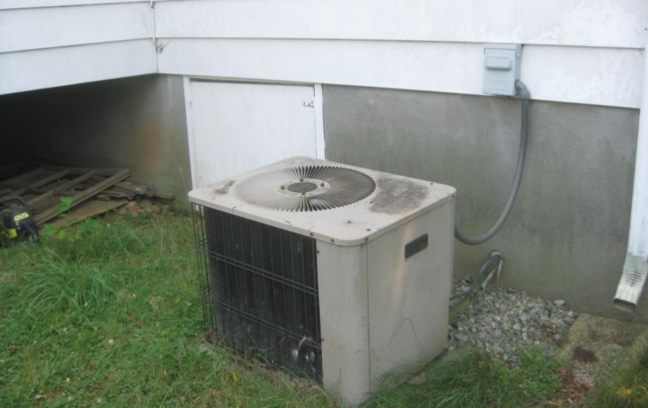 Image for 3 BR/2 BA HOME on City Lot—Sells to the Highest Bidder!!  ONLINE ONLY BIDDING!!