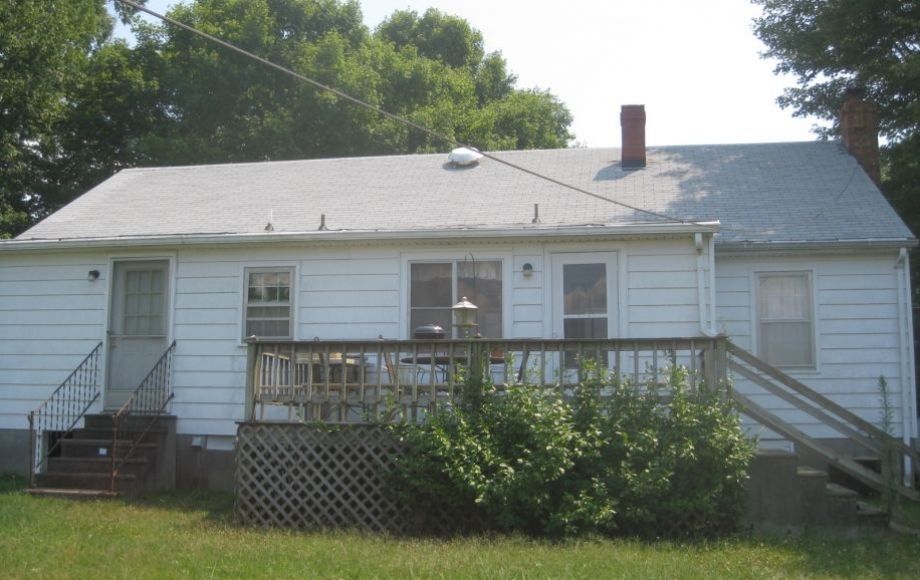 Image for 3 BR/2 BA HOME on City Lot—Sells to the Highest Bidder!!  ONLINE ONLY BIDDING!!