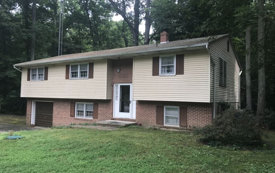 Image for 3 BR/2.5 BA Home Minutes from Solomons Island—SELLS to the HIGHEST BIDDER!!