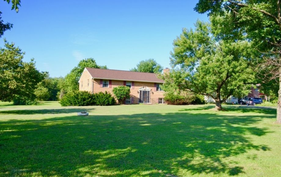 Image for 5 BR/3 BA home on 1.27 +/- acres in Little Creek Estates—South Stafford County, VA.