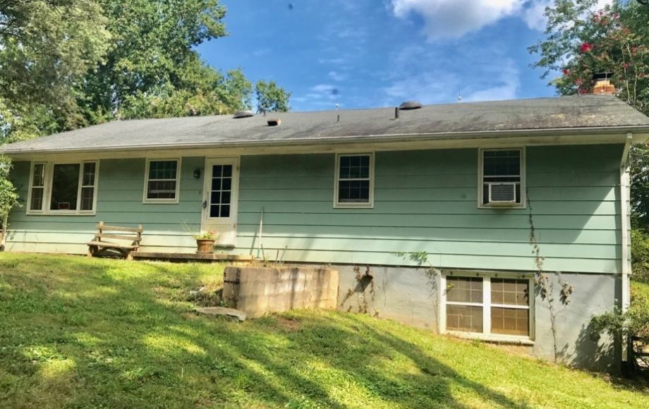 Image for 3 BR/1 BA Home on 2.3 +/- Acres in Loudoun County, VA