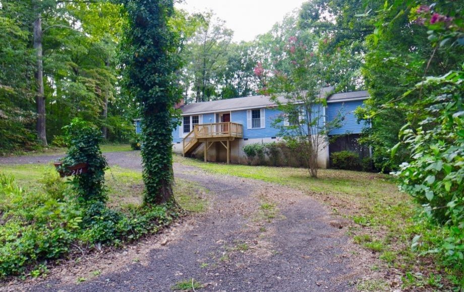 Image for 2 BR/2 BA Home in Gated Lake of the Woods—SELLS to the HIGHEST BIDDER!!