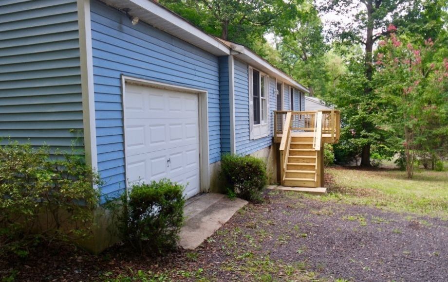 Image for 2 BR/2 BA Home in Gated Lake of the Woods—SELLS to the HIGHEST BIDDER!!