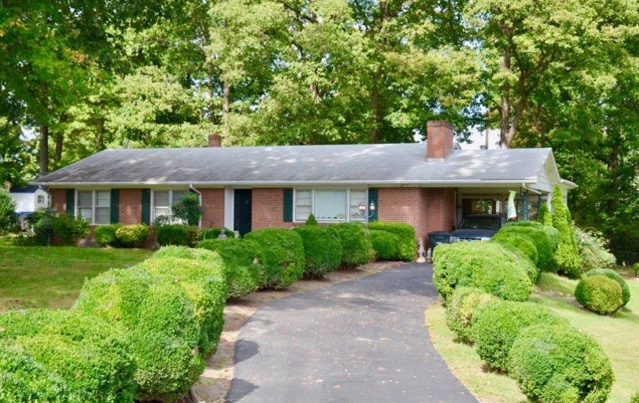 Image for 3 BR/2 BA Brick Home w/Finished Walk-Out Basement in the City of Fredericksburg!!