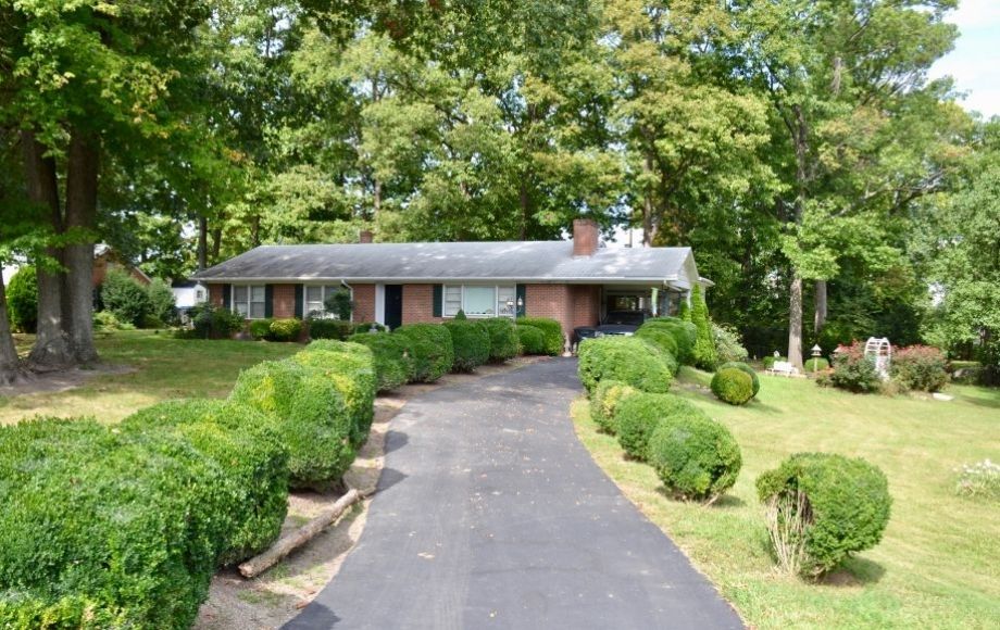 Image for 3 BR/2 BA Brick Home w/Finished Walk-Out Basement in the City of Fredericksburg!!
