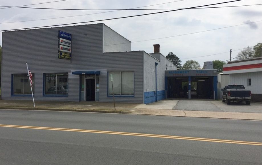 Image for Commercial/Industrial Building on Main St. in Lunenburg County, VA—Sells to the Highest Bidder!!