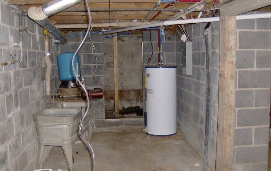 Image for 2 BR/1 BA Home on 1 +/- Acre in Tazewell, VA—-Sells to the Highest Bidder!!—-ONLINE ONLY BIDDING