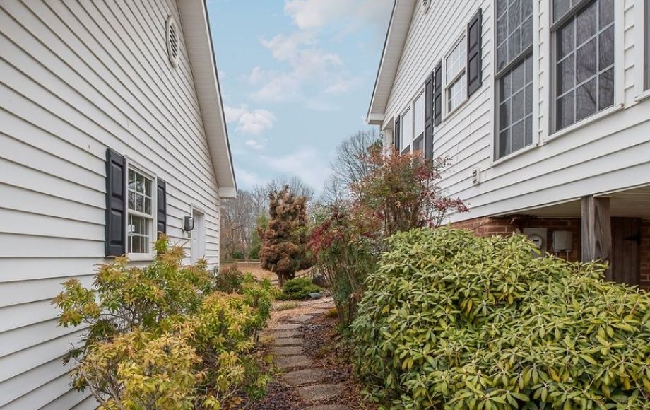 6428southblueridgeturnpike-39s