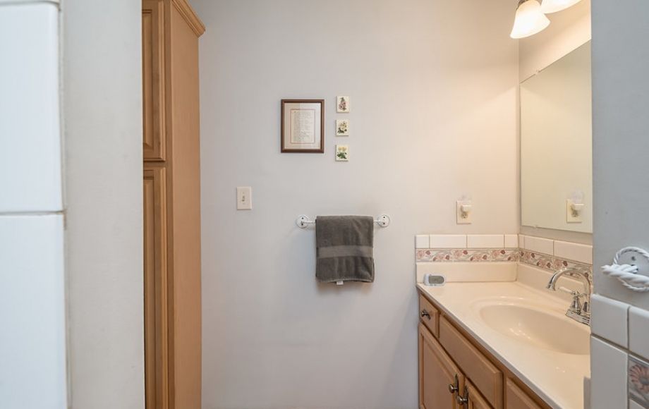 6428southblueridgeturnpike-62