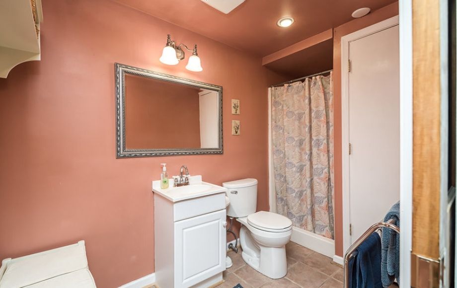 6428southblueridgeturnpike-77