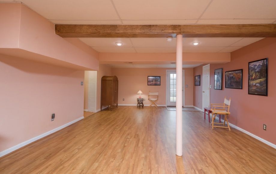 6428southblueridgeturnpike-79