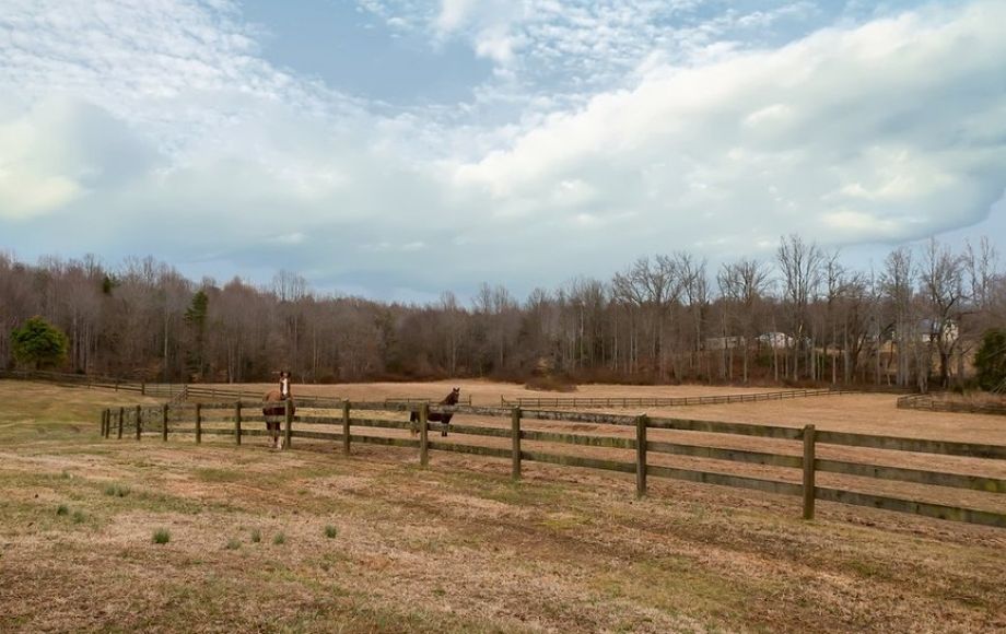 6428southblueridgeturnpike-7s