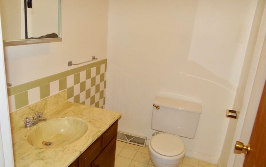 Image for 3 BR/2.5 BA Home Located Only 1 Mile from NSWC Dahlgren Main Gate—Selling to the Highest Bidder!!