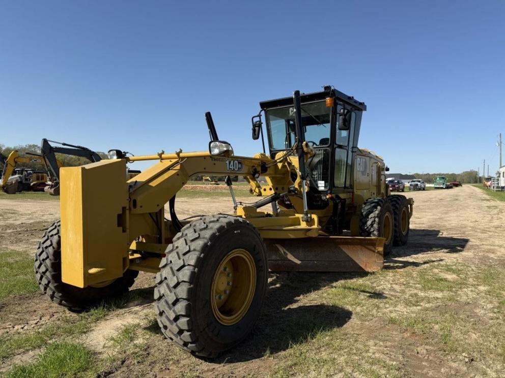 Image for 2021 Caterpillar 140GC