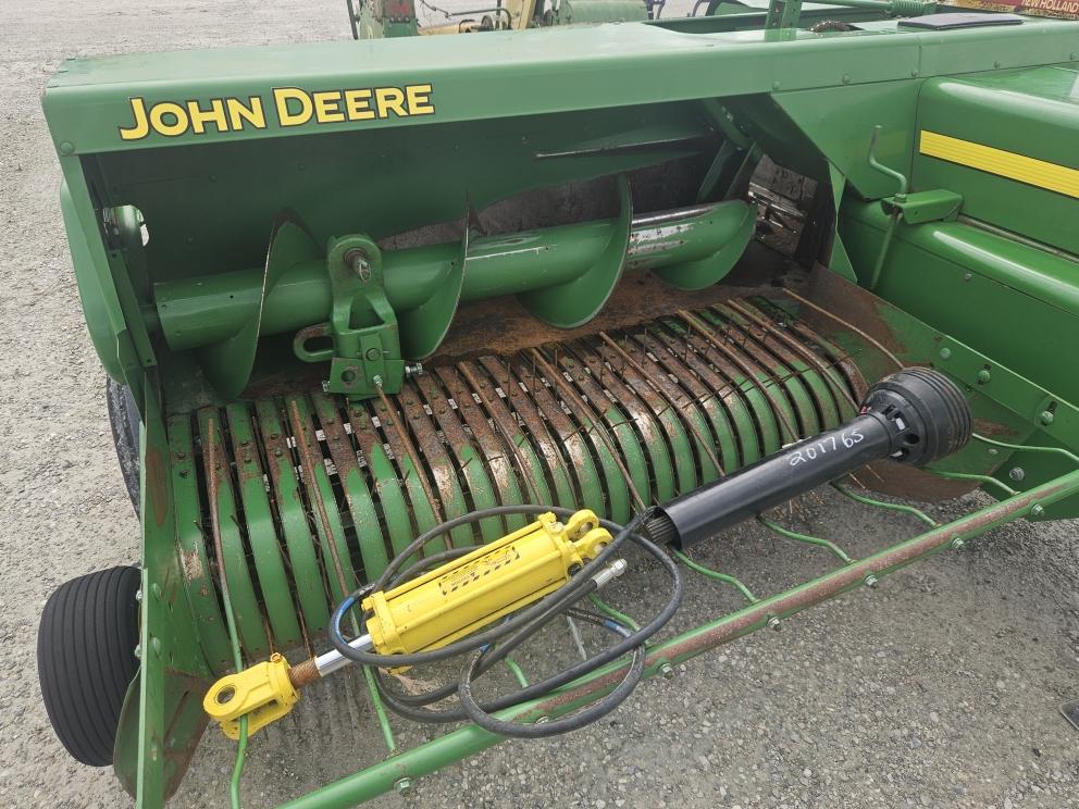 Image for 2019 John Deere 348