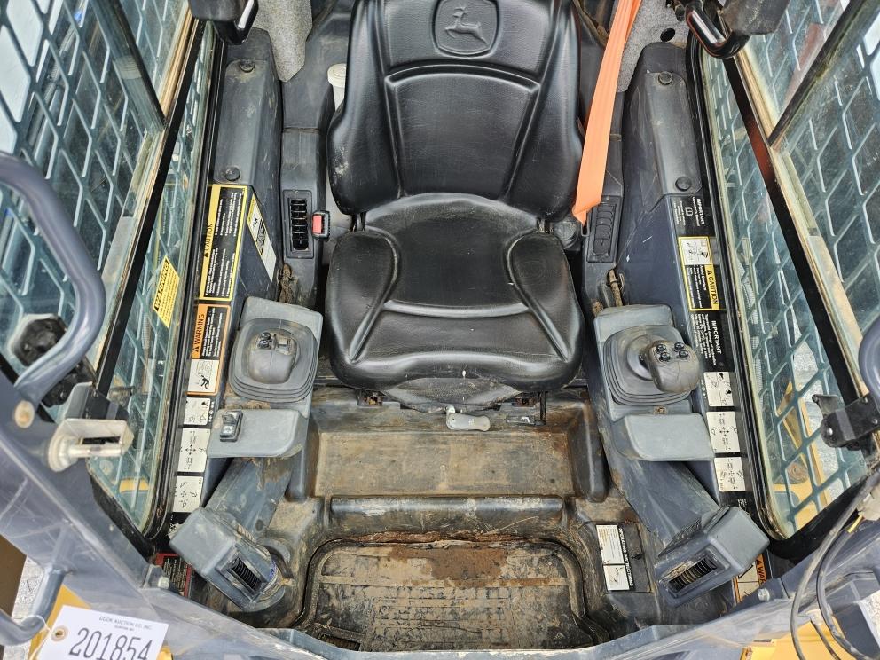 Image for 2019 John Deere 331G