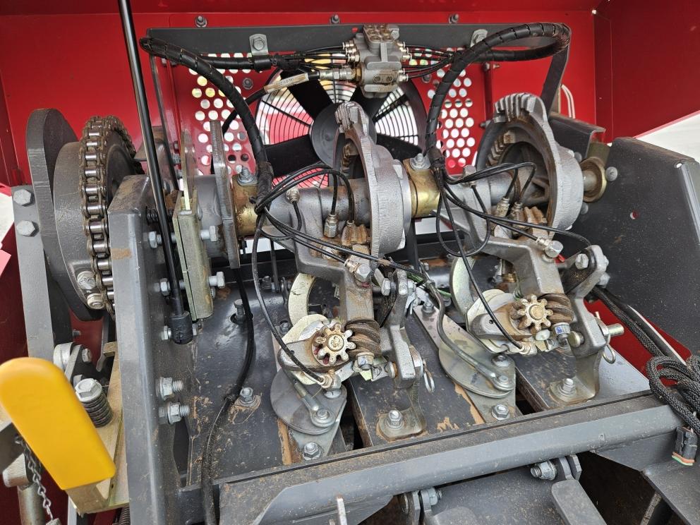 Image for 2020 Massey Ferguson 1840