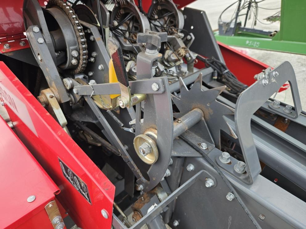 Image for 2020 Massey Ferguson 1840