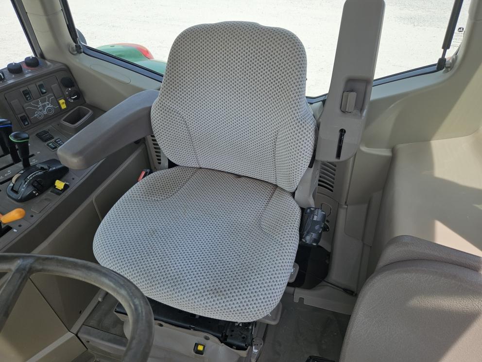 Image for 2018 John Deere 6110M