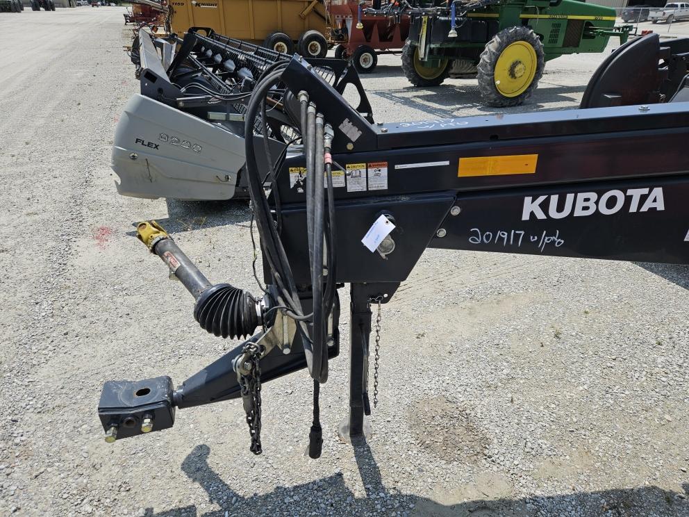 Image for 2020 Kubota DMC8032R