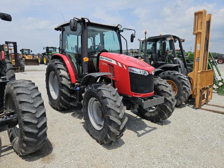Image for 2018 Massey Ferguson 5711