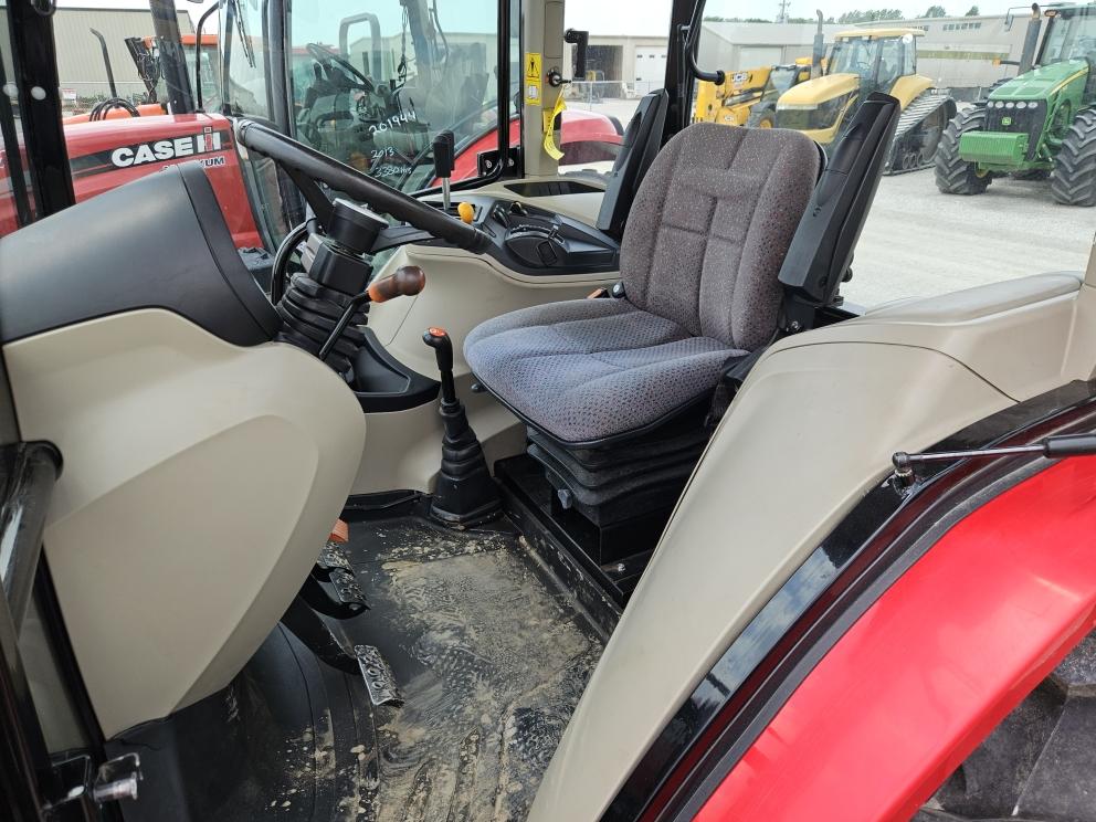 Image for 2018 Massey Ferguson 5711