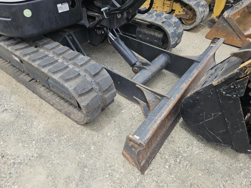 Image for 2019 Bobcat E63