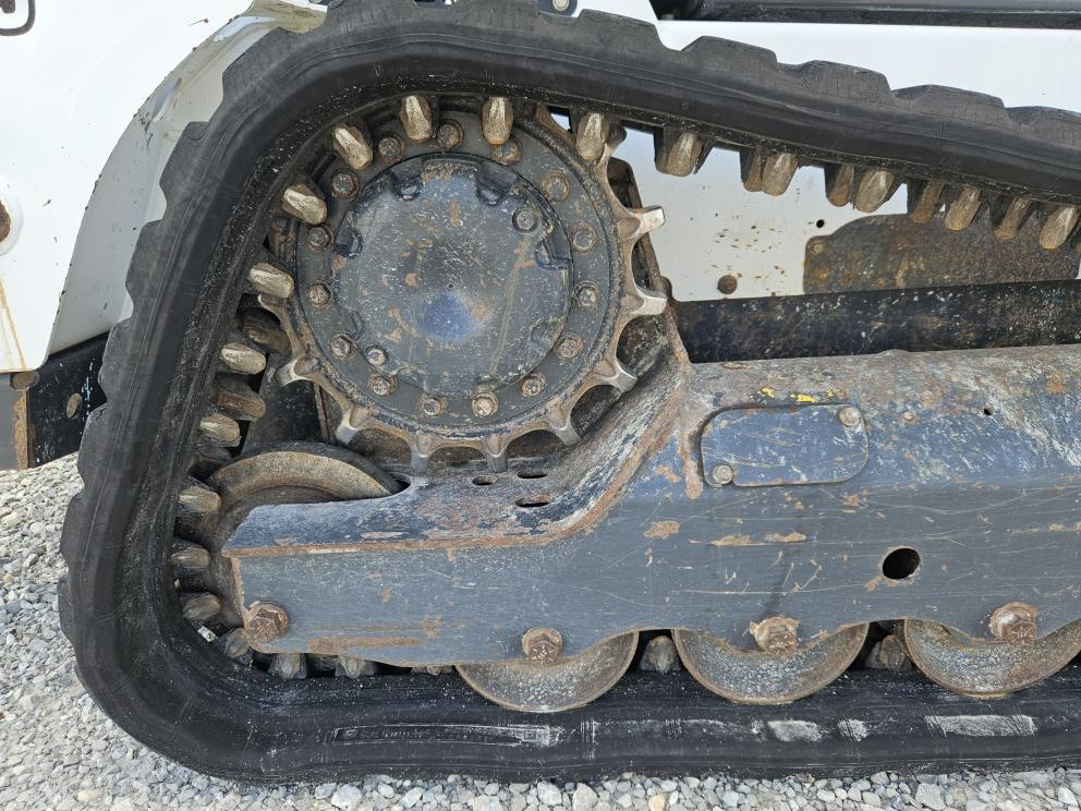 Image for 2018 Bobcat T595